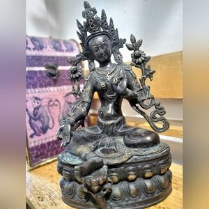 Large, rare bronze, brass vintage Tara statue 🖤